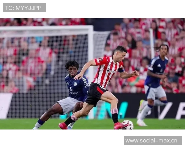 曼联稳坐英超榜首切尔西不敌热刺落至第四