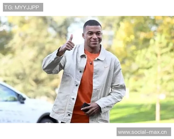 姆巴佩点名阿尔巴_你是世界上最优秀的左后卫!