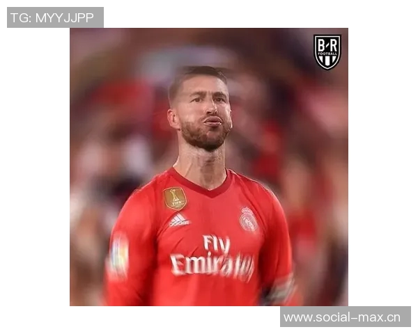 塞维利亚完成卡萨莱斯1500万欧元转会加盟,引发球迷热议 塞维利亚完成卡萨莱斯1500万欧元转会加盟,引发球迷热议