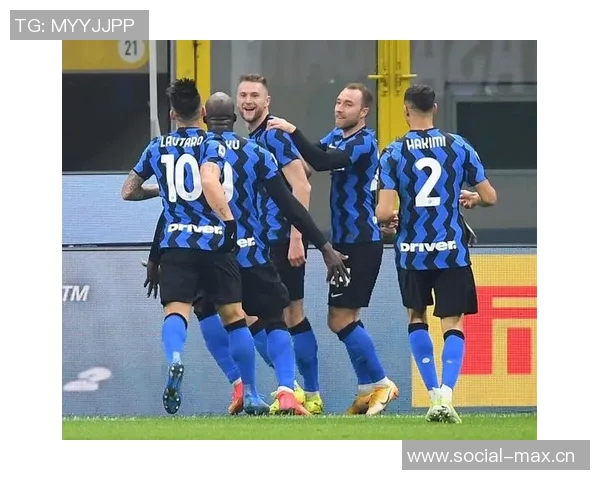 阿列克谢-施韦德带领球队斩获连胜,成为CBA新晋领袖 阿列克谢-施韦德带领球队斩获连胜,成为CBA新晋领袖