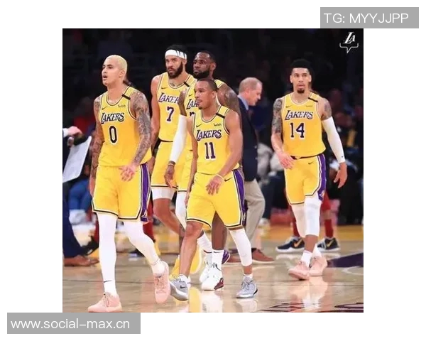 快船队与埃文斯达成一年400万合同：重磅引援助力新赛季冲刺